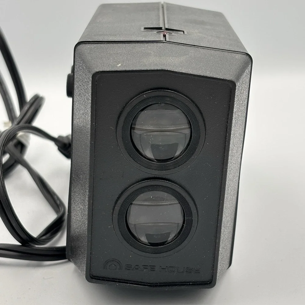 Safe House Invisible Pulsed Beam Infrared Photorelay Alarm 49-307 Radio Shack